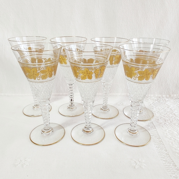 Val Saint Lambert Cut Crystal Port Wine Stemware Set of 7, Gold Gilt Grapevine - Picture 3 of 10